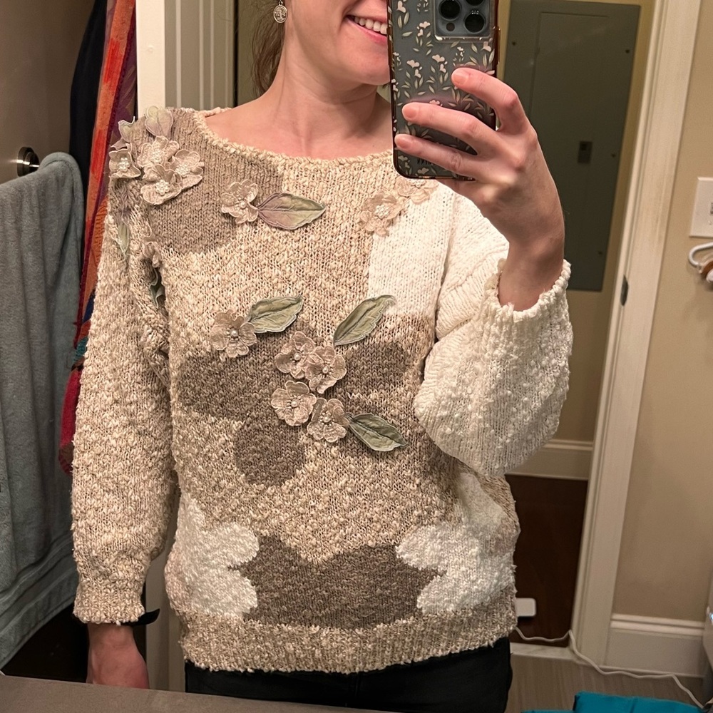 Vintage Chunky Sweater color block 3D applique cotton blend small
